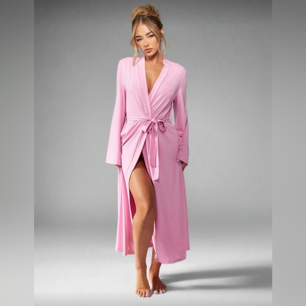 Luxurious Belted Long-Sleeve Pink Women’s Robe